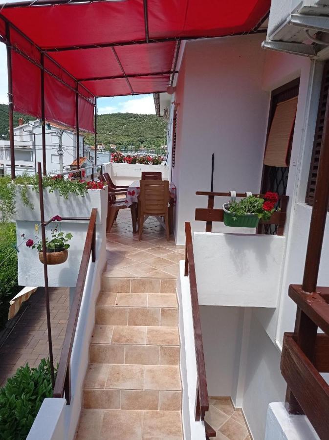 Apartment Supetarska Draga - Donja 5030A Exteriér fotografie